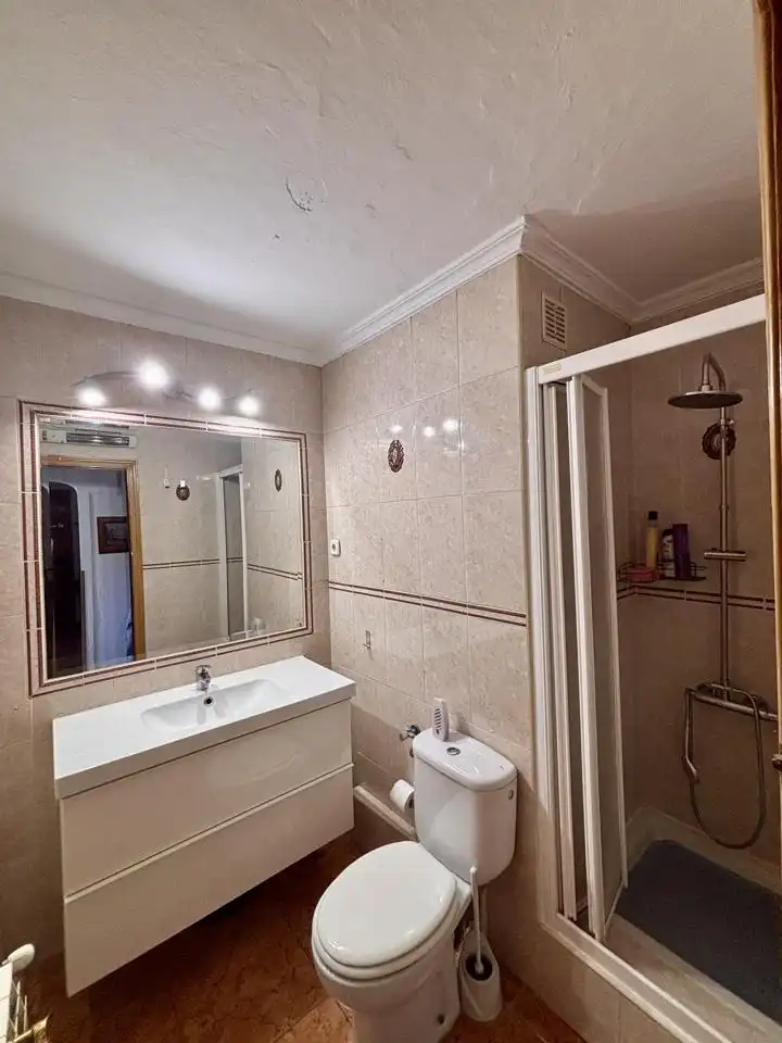Bathroom of Flat for sale in Torrejón de Ardoz  with Air Conditioner, Heating and Furnished