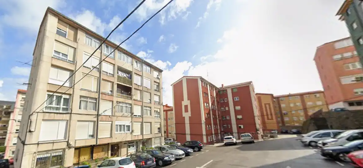 Vista exterior de Piso en venta en Los Castros