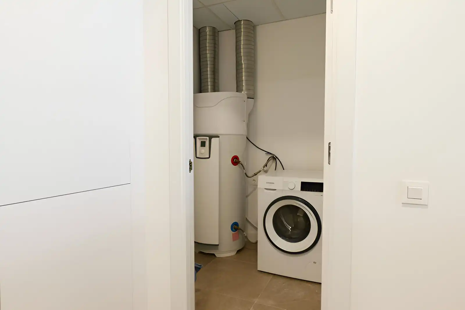 Apartamento con piscina en venta en Estepona Pueblo, imagen 9