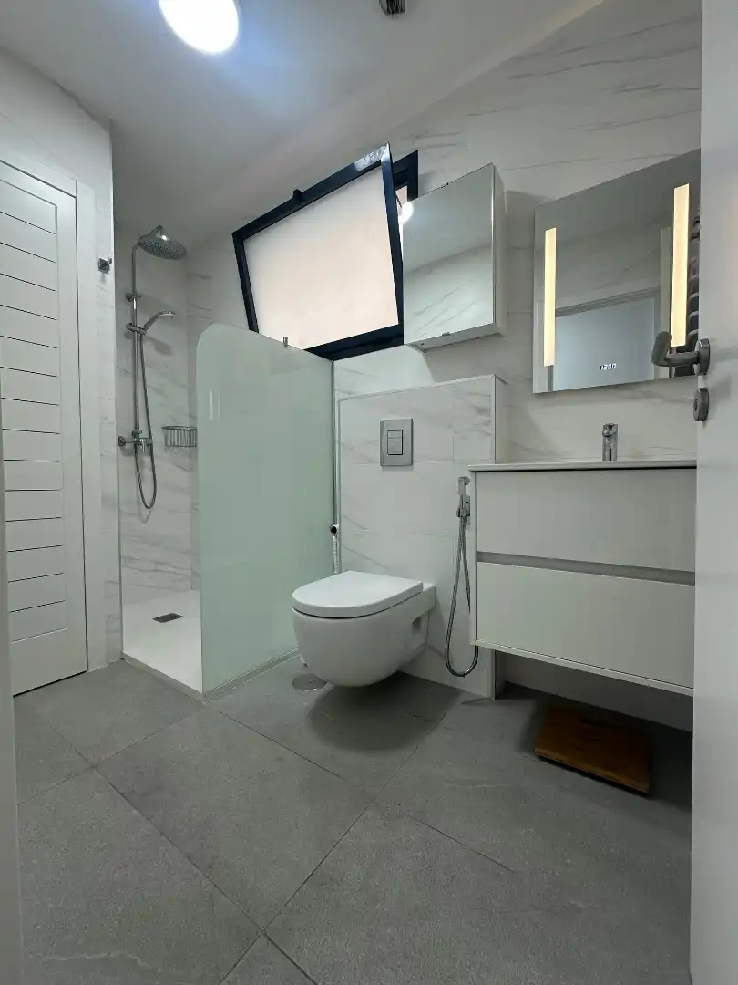 Bathroom of Flat for sale in Las Palmas de Gran Canaria  with Storage room
