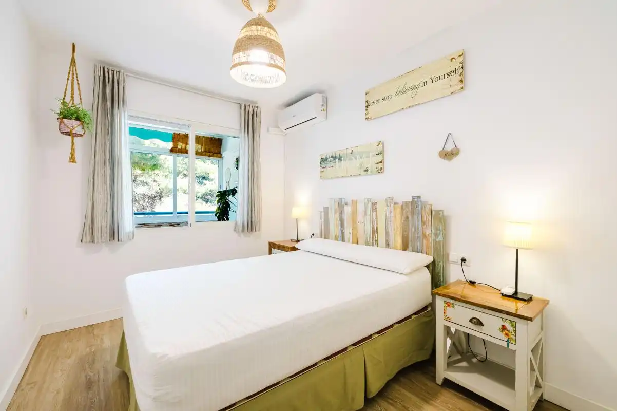 Habitación de Piso en venta en Torremolinos con Aire acondicionado, Calefacción y Jardín privado