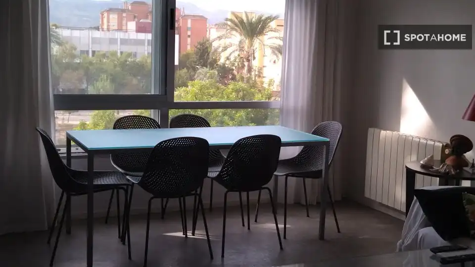 Comedor de Piso para compartir en Murcia con Aire acondicionado, Terraza y Amueblado