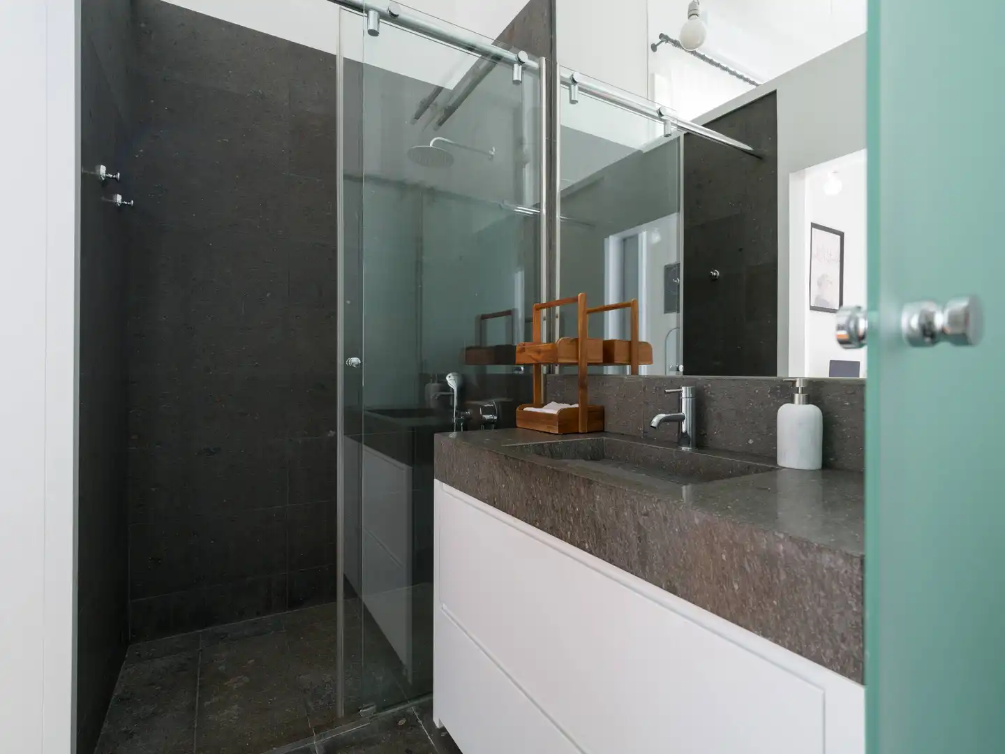 Bany de Casa o xalet en venda en Las Palmas de Gran Canaria amb Aire condicionat, Terrassa i Balcó