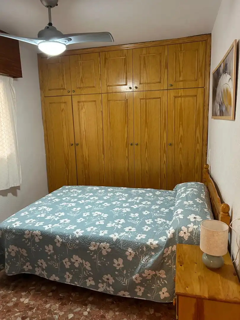 Habitación de Apartamento de alquiler en Cullera con Terraza, Amueblado y Piscina comunitaria