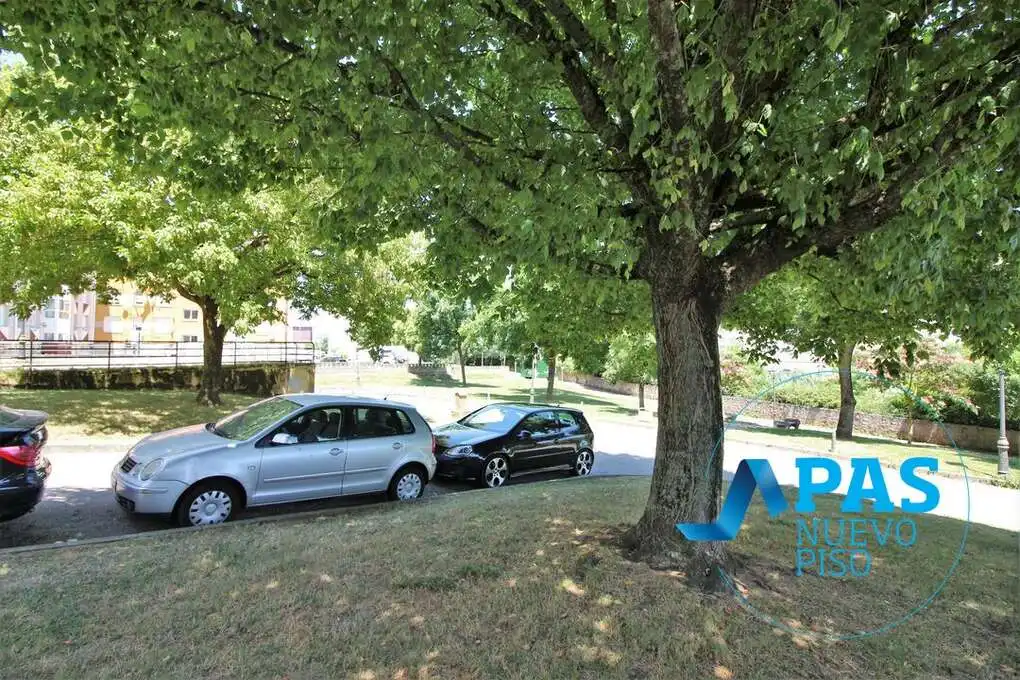 Parking de Piso en venta en Camargo con Terraza, Trastero y Amueblado