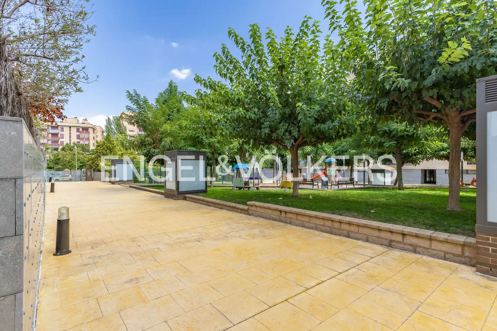 Exterior view of Flat for sale in Sabadell  with Air Conditioner, Heating and Parquet flooring