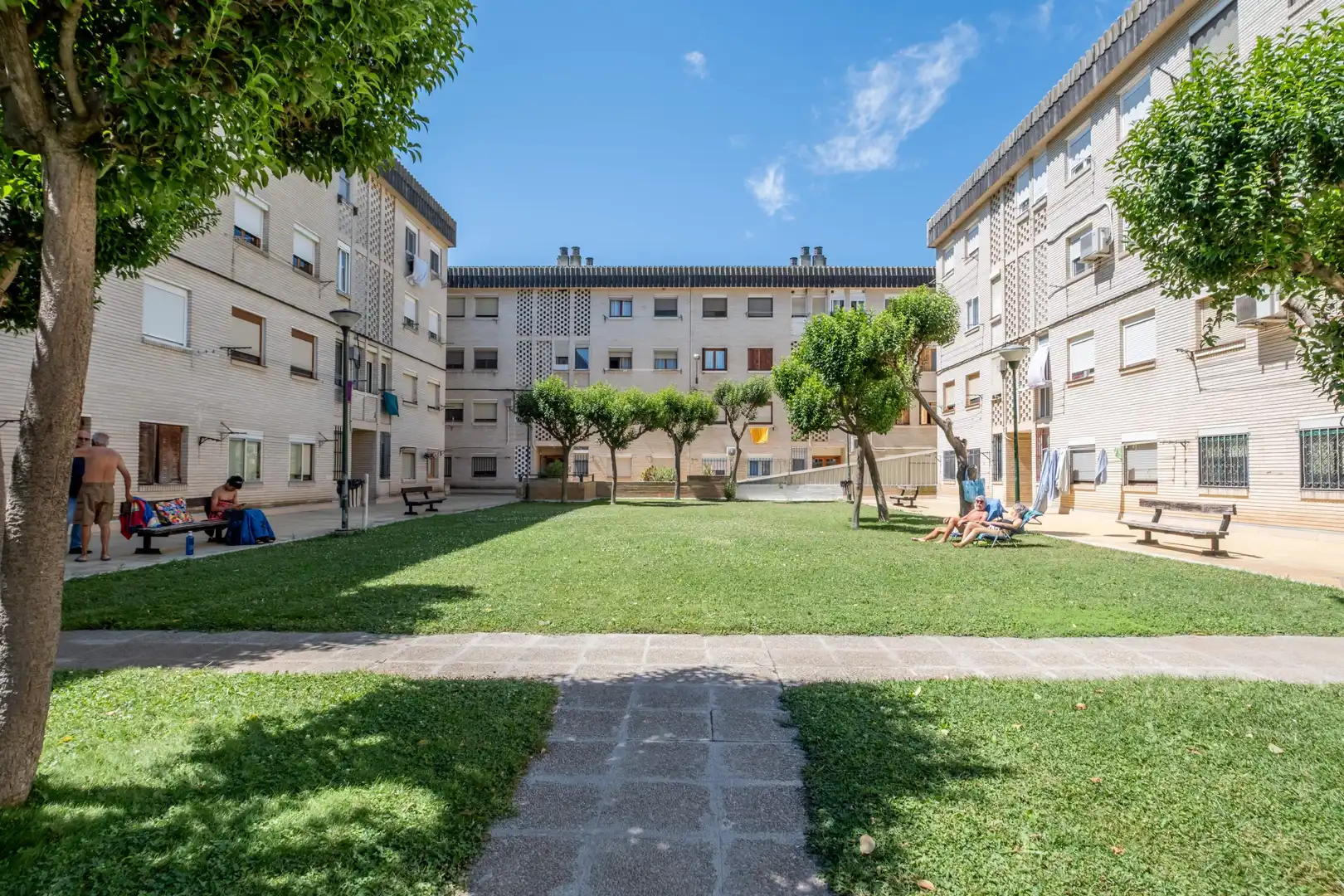 Exterior view of Flat for sale in Utebo  with Air Conditioner, Heating and Balcony