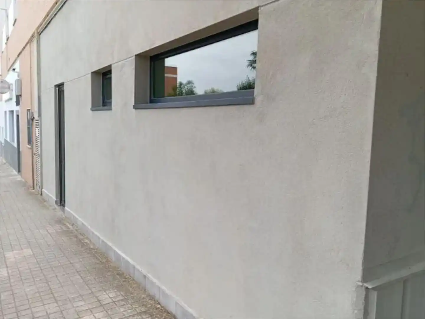 Vista exterior de Oficina en venda en Cáceres