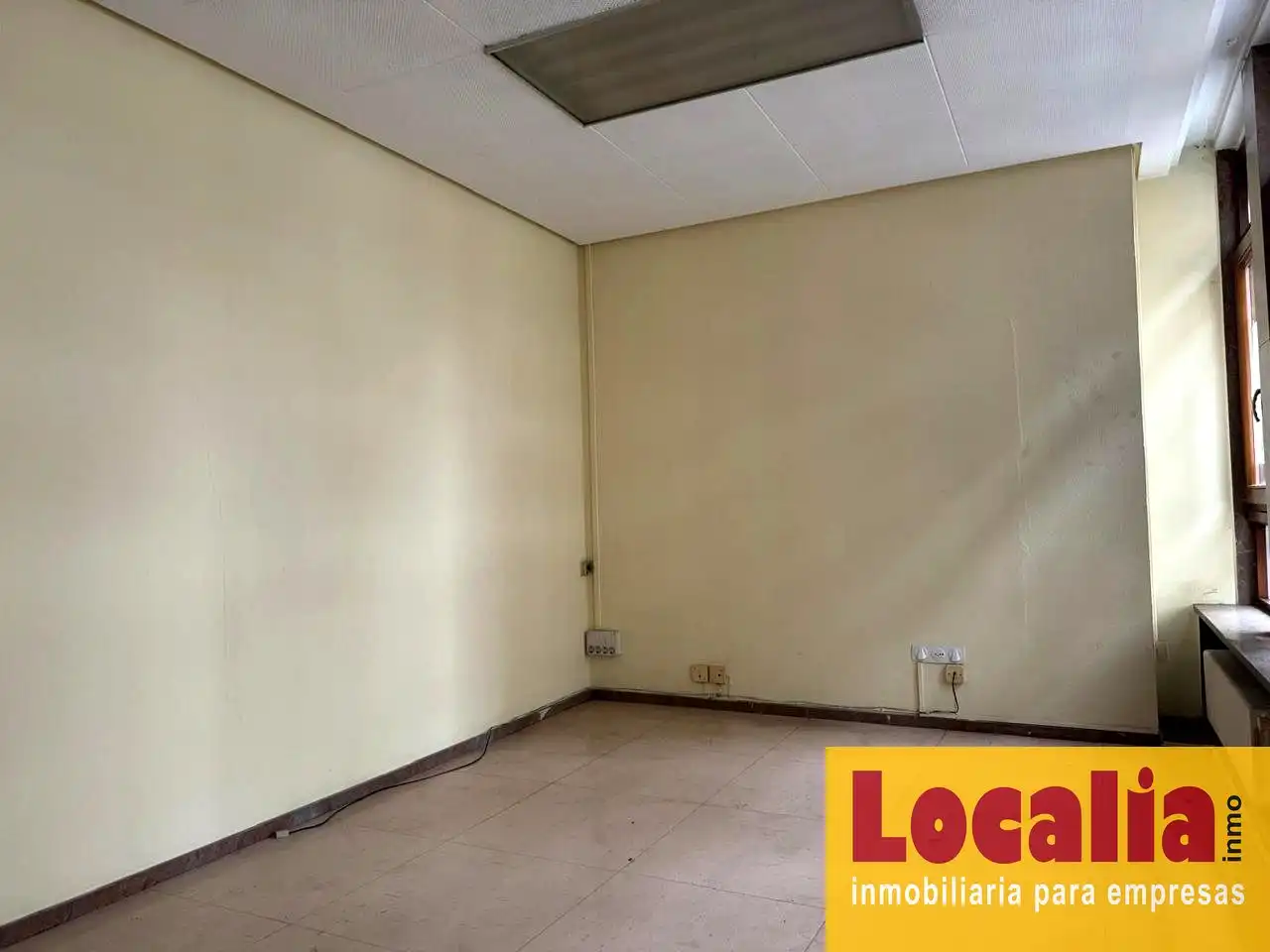 Locale commerciale in affitto a Castilla - Hermida, imagen 11