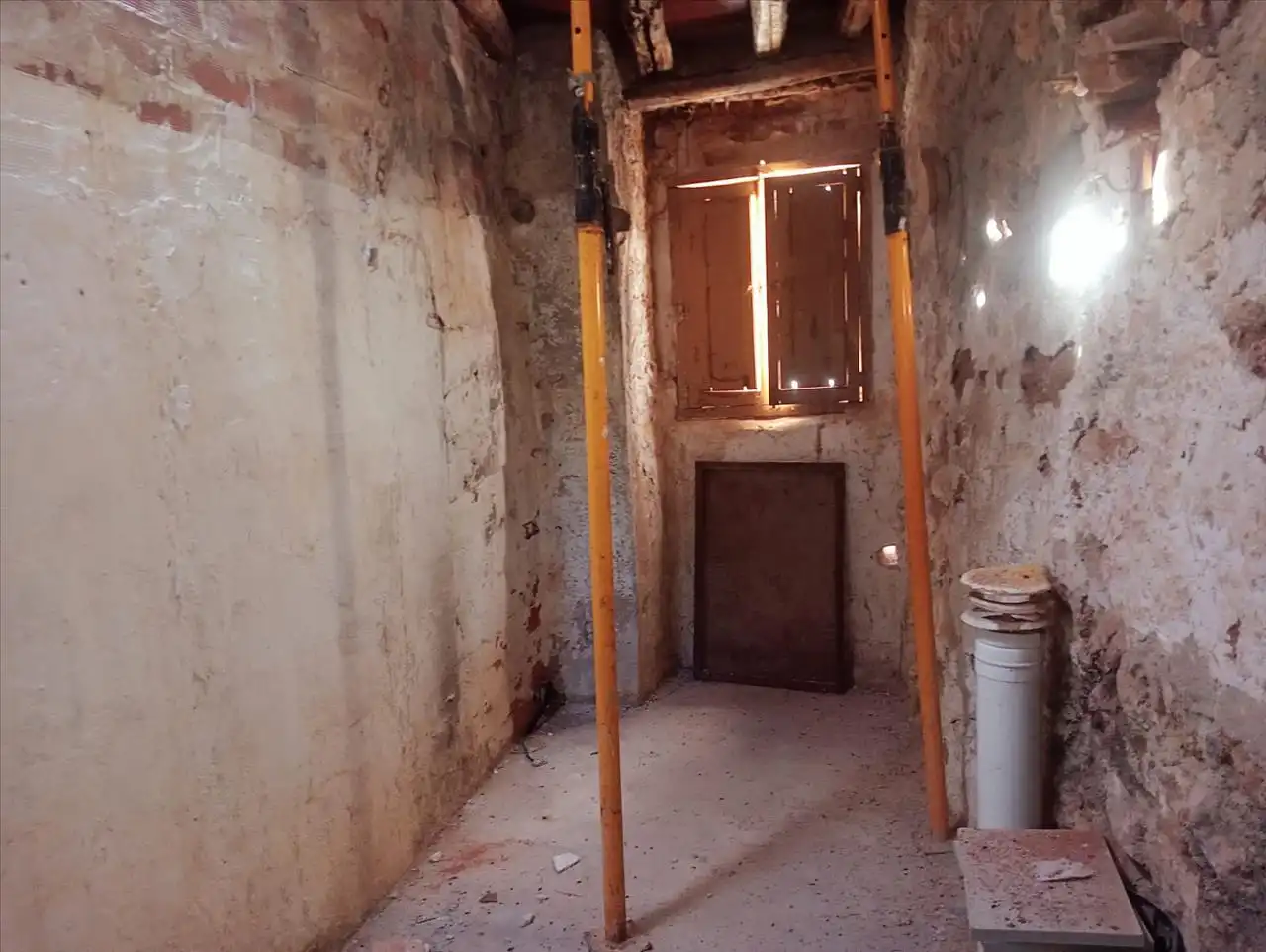 Casa adosada en venta en Bélmez de la Moraleda
