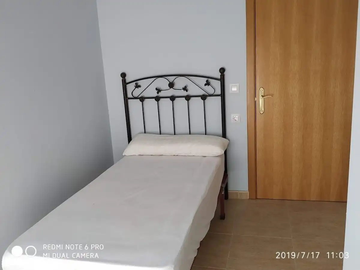 Bedroom of Flat for rent in Plasencia  with Air Conditioner and Heating