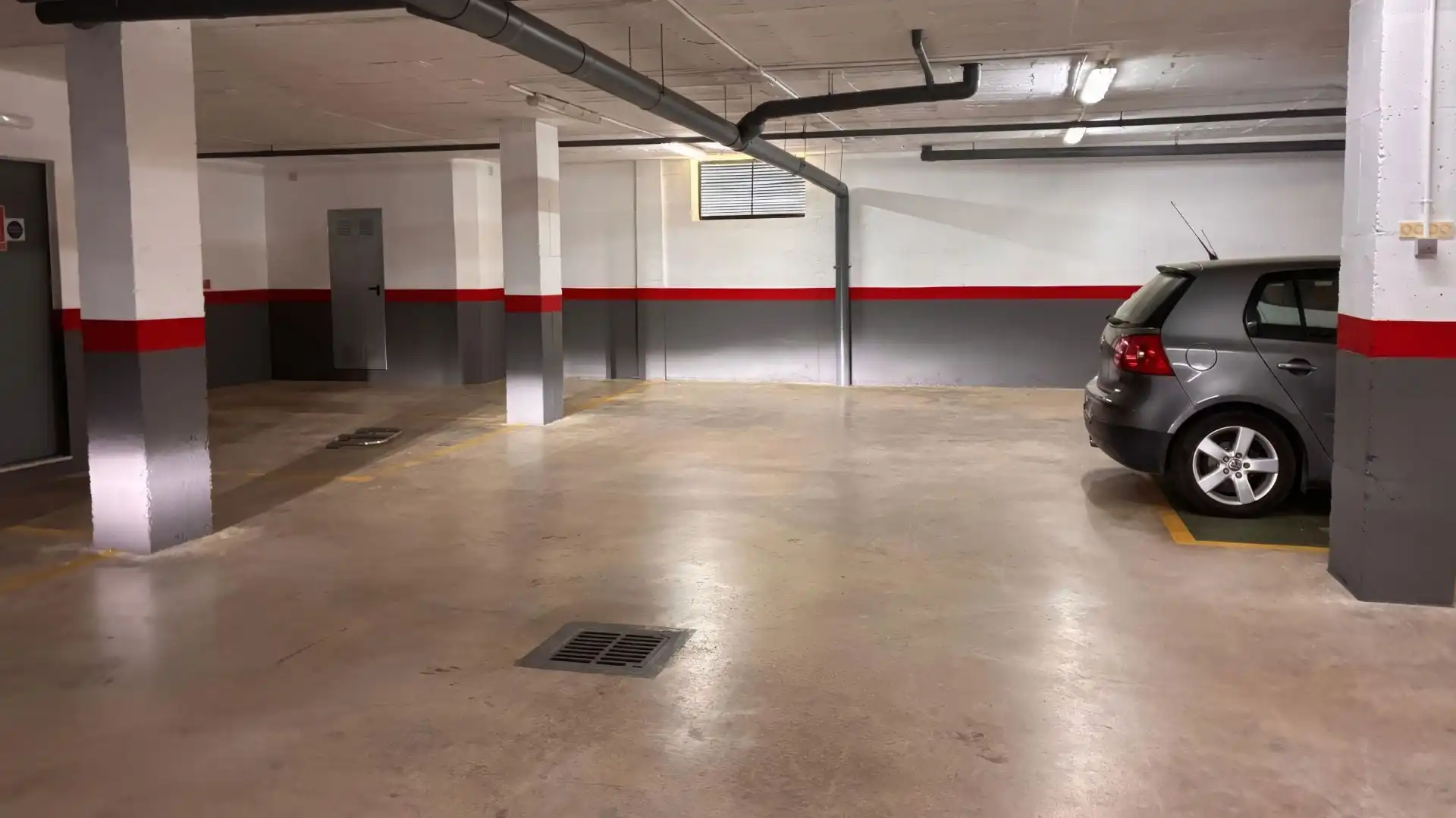 Parking de Apartamento en venta en Alhaurín El Grande con Aire acondicionado, Trastero y Piscina