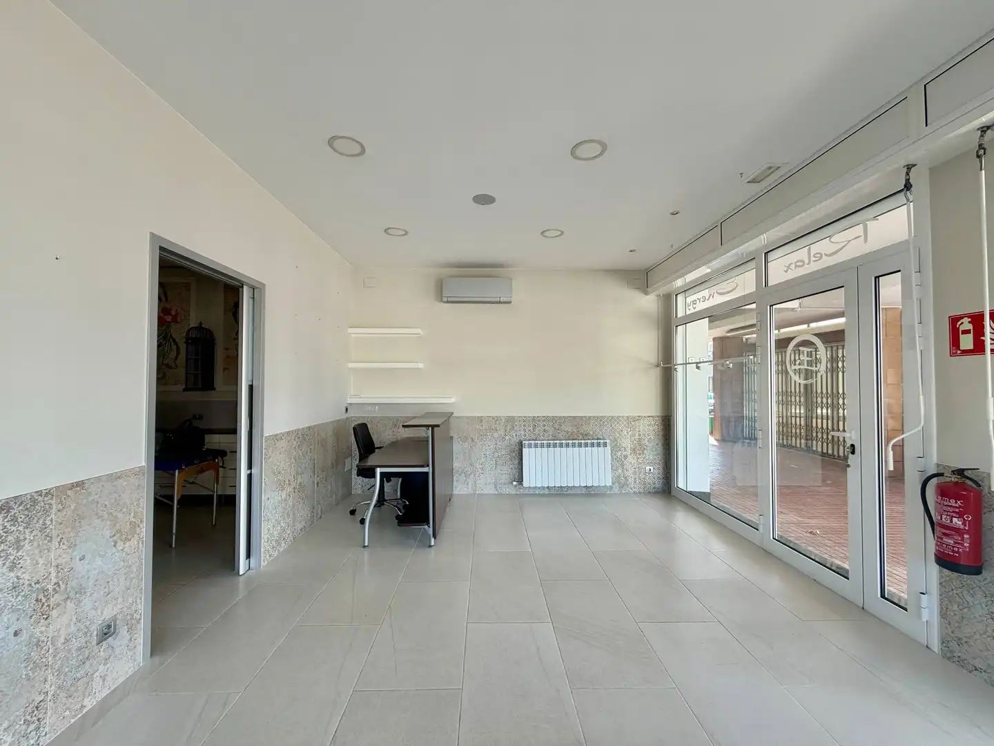 Local comercial en venta en Pasaje Sector de Sant Morí, imagen 2