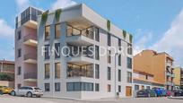 Exterior view of Flat for sale in Vilassar de Dalt  with Air Conditioner and Terrace