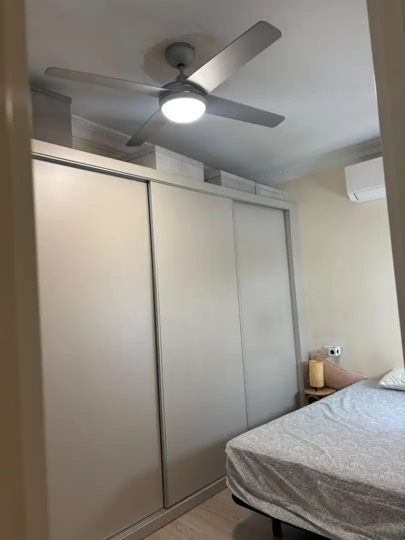 Habitación de Piso en venta en Valencia con Aire acondicionado, Calefacción y Balcón