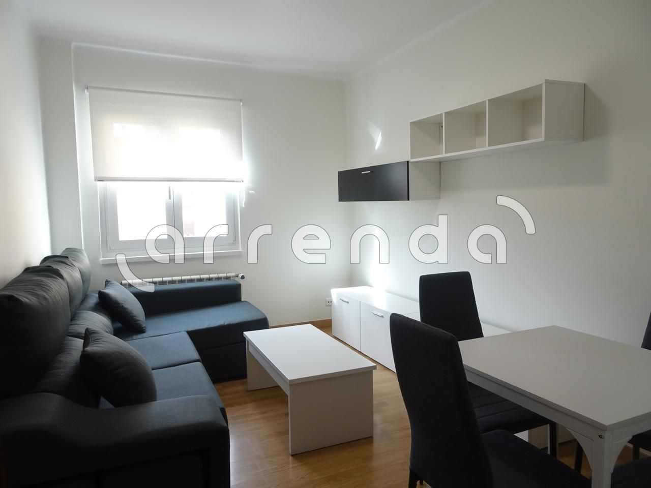 Sala d'estar de Pis de lloguer en Camargo amb Calefacció i Moblat