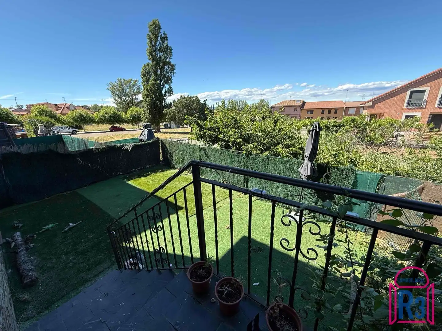 Terraza de Casa adosada en venta en Onzonilla con Calefacción