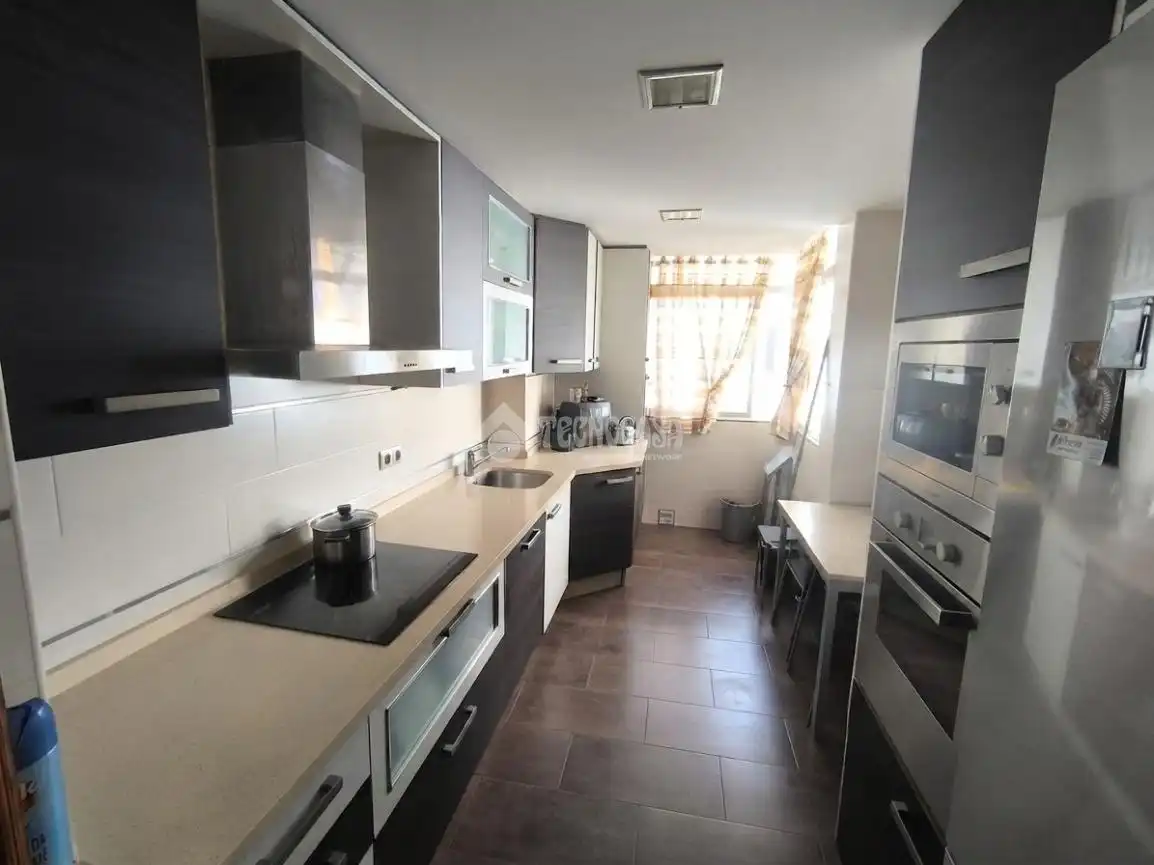 Cocina de Piso en venta en Estepona con Terraza