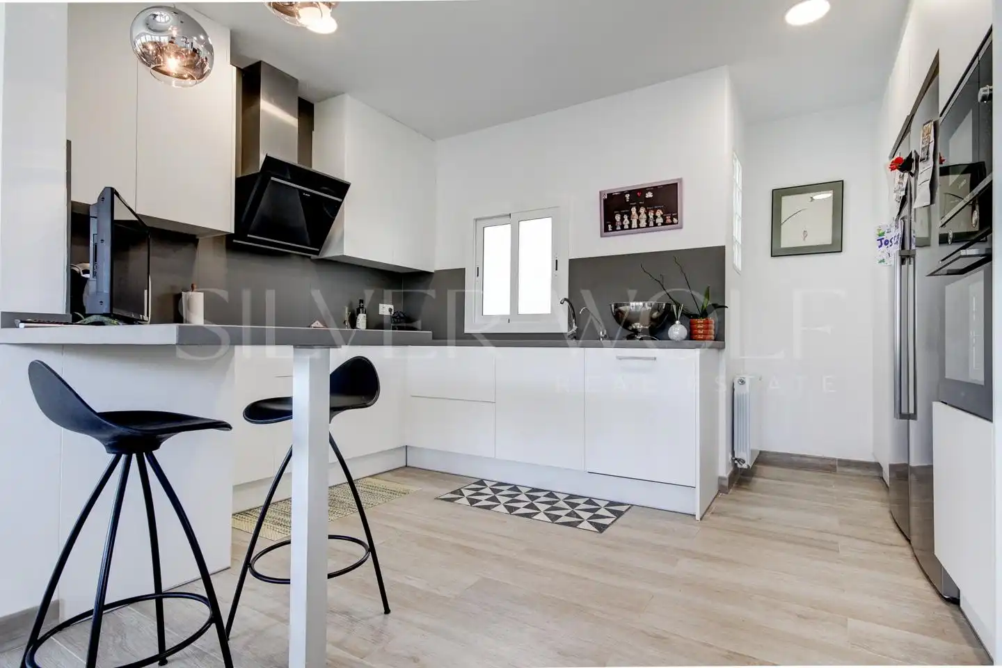 Cocina de Casa o chalet en venta en Vilanova i la Geltrú con Aire acondicionado, Calefacción y Jardín privado