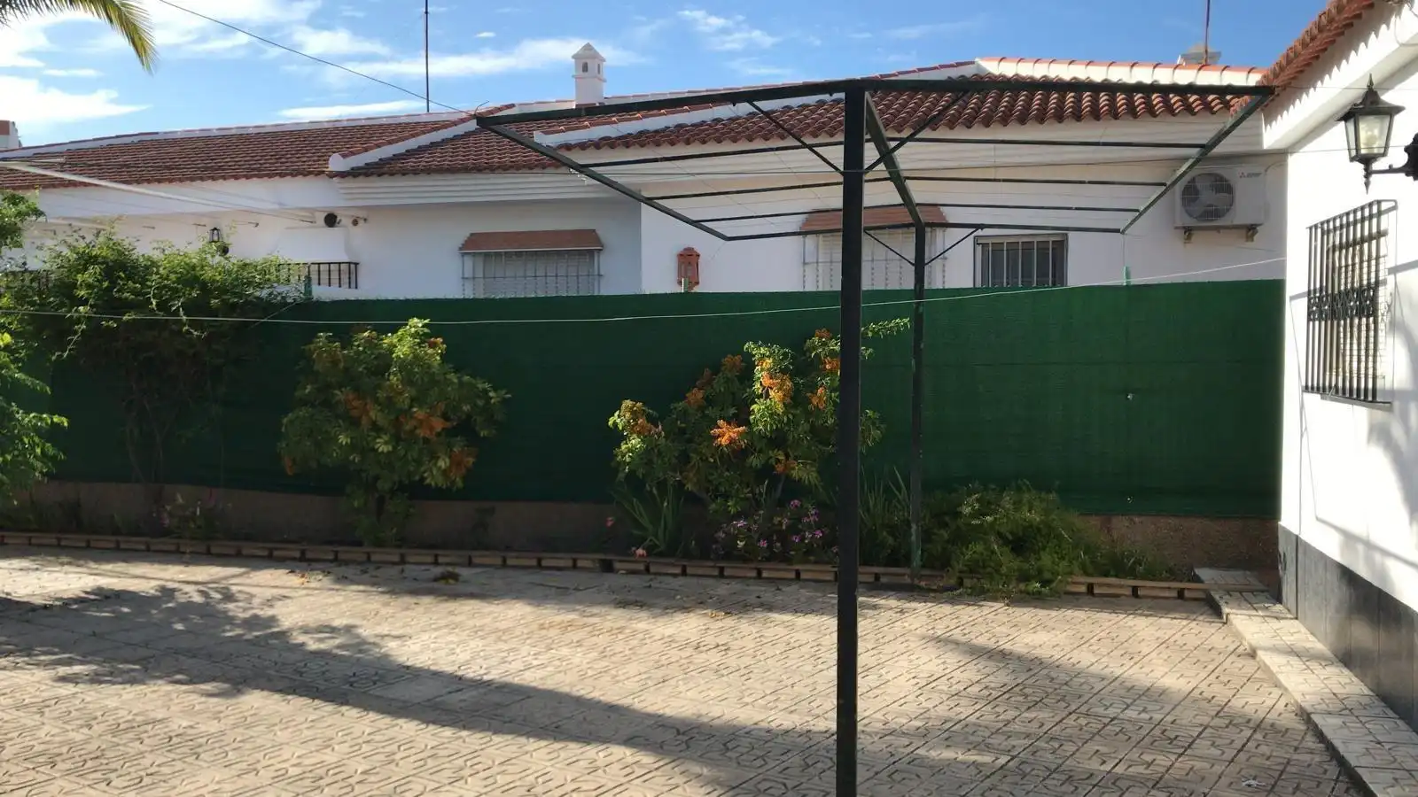 Jardí de Casa o xalet de lloguer amb opció a compra en Almonte amb Terrassa