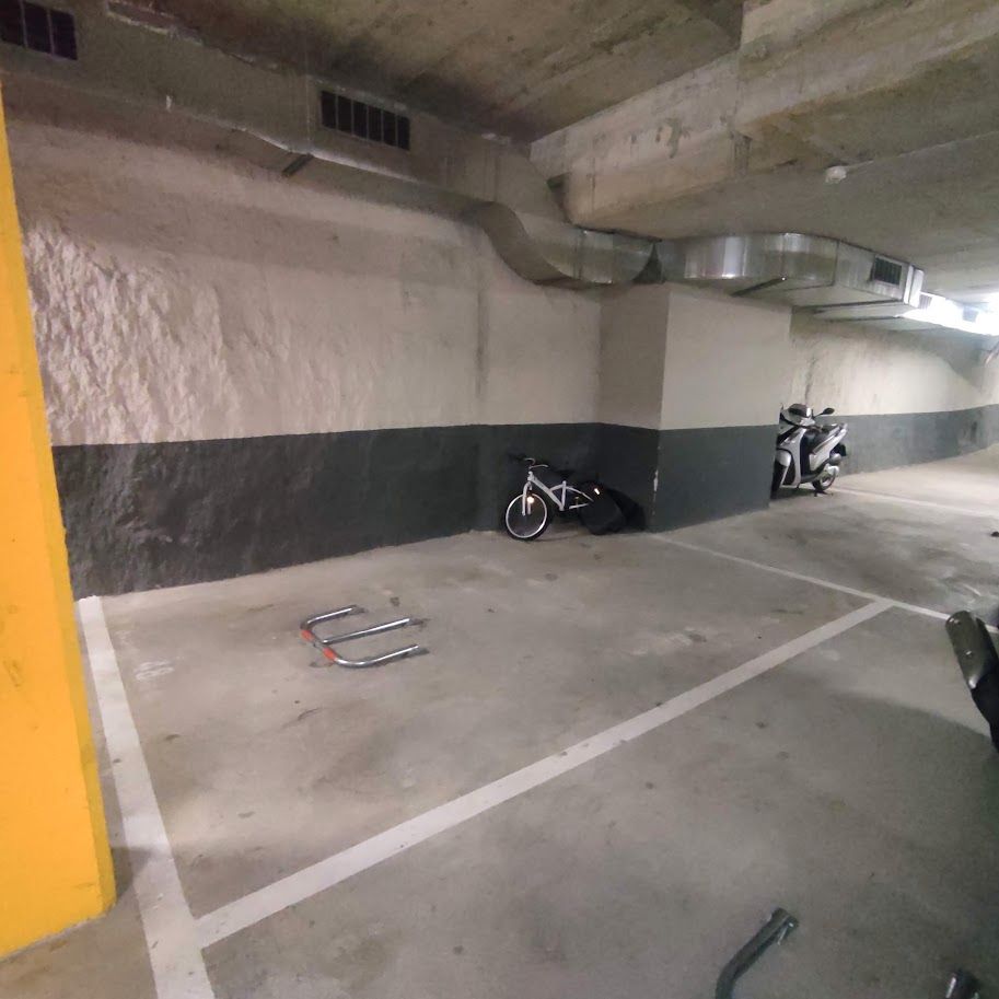 Aparcament de Garatge en venda en  Barcelona Capital