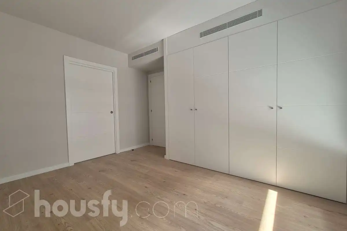Habitación de Piso de alquiler en Viladecans con Aire acondicionado, Parquet y Trastero