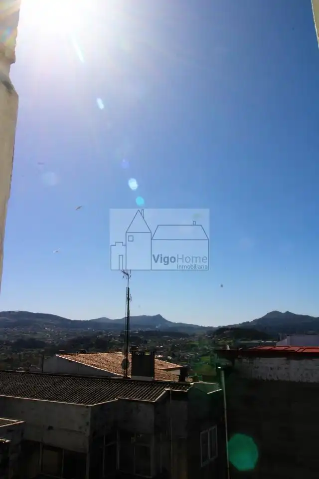 Außenansicht von Wohnung zur Miete in Vigo  mit Heizung, Terrasse und Möbliert