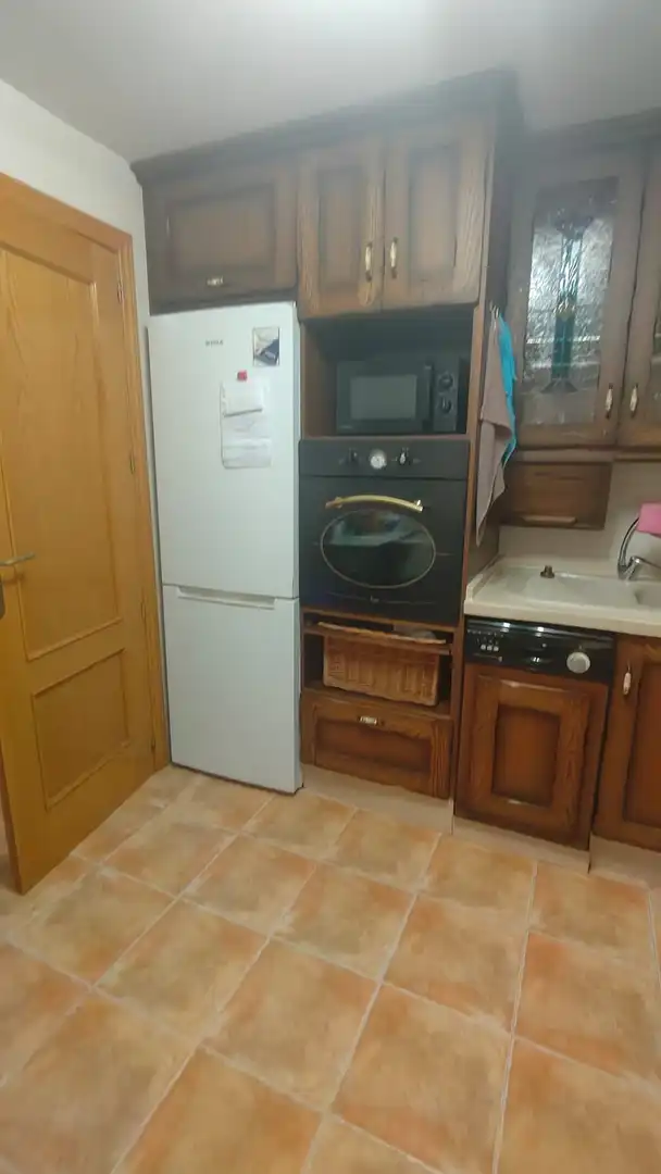 Küche von Einfamilien-Reihenhaus zur Miete in Algeciras mit Privatgarten und Möbliert