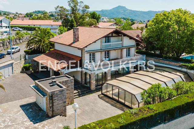 Finca rústica en Venta en Rue Goyara en Hendaye