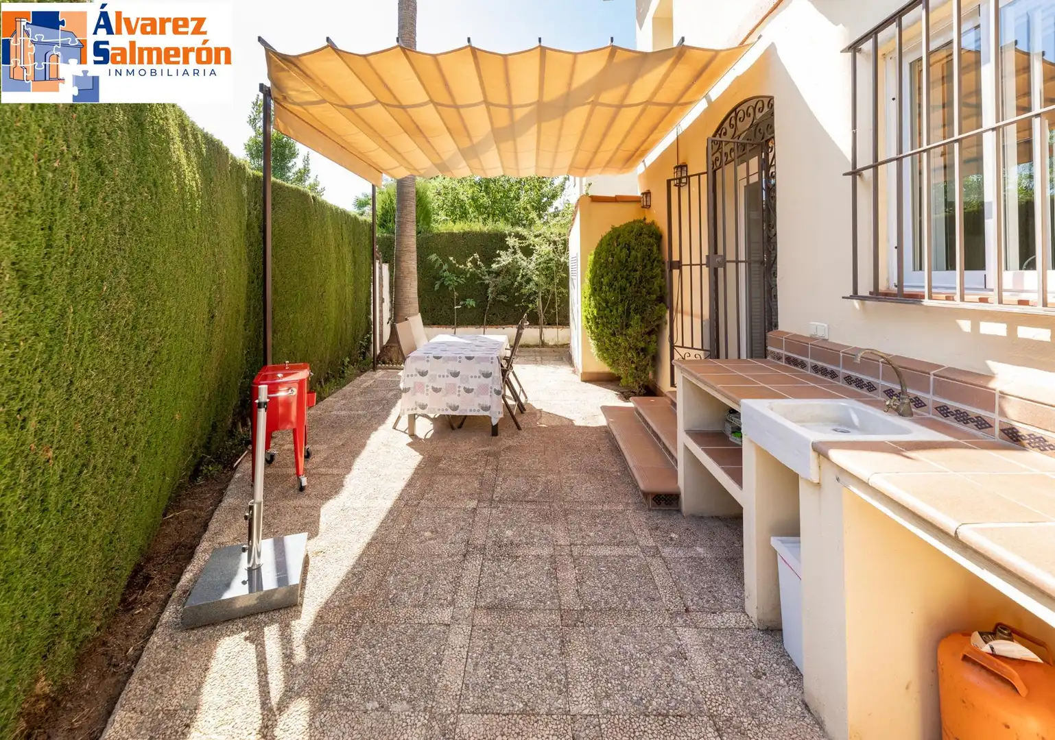 Terraza de Casa o chalet en venta en Albolote con Aire acondicionado, Calefacción y Jardín privado