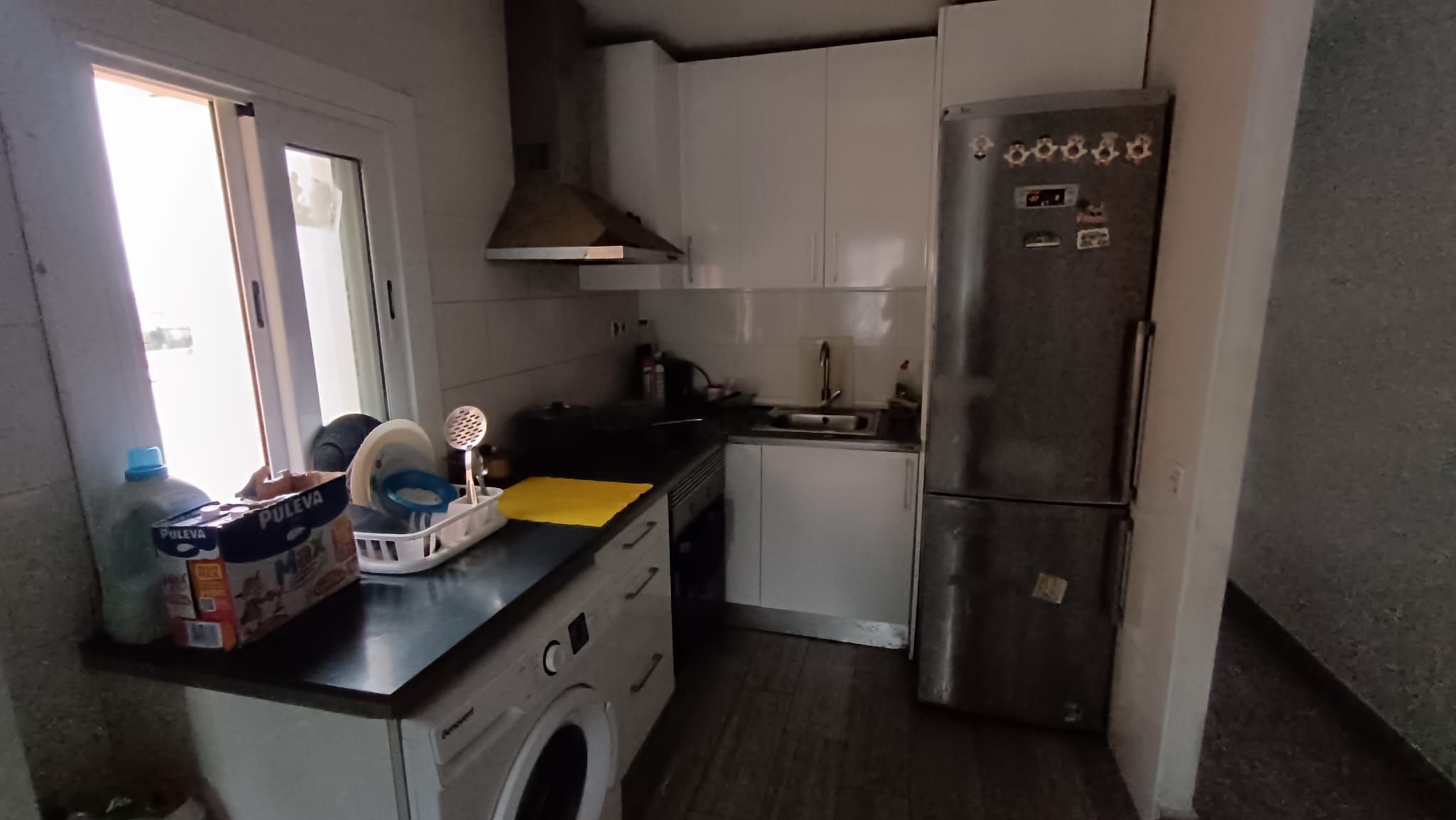 Kitchen of Flat for sale in L'Hospitalet de Llobregat