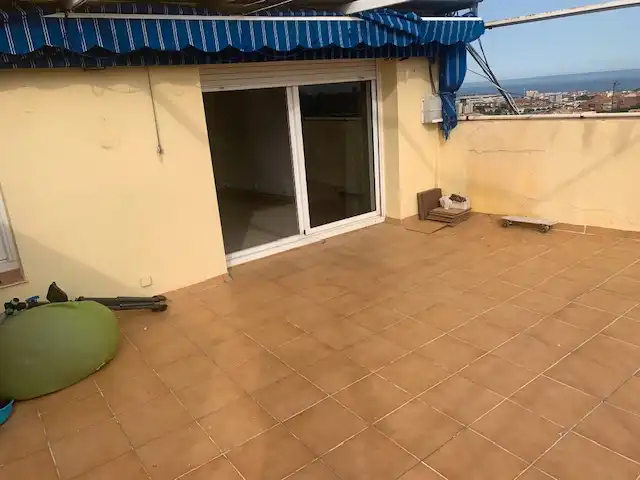 Terrasse von Dachboden zum Verkauf in Badalona mit Klimaanlage, Heizung und Terrasse