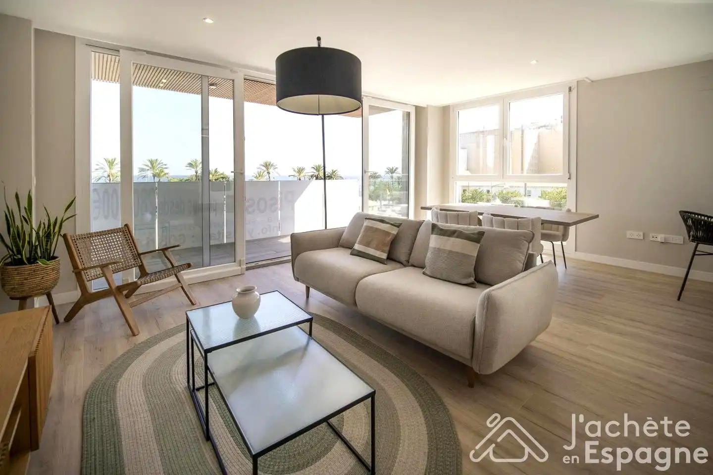 Appartamento con terrazza in vendita a Avinguda de l'Atlàntic, imagen 4