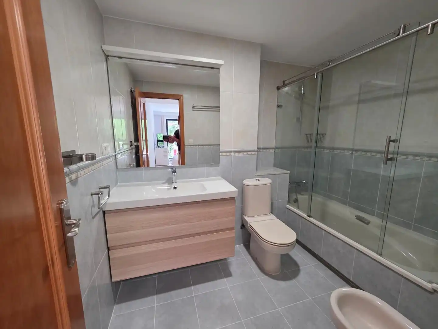 Baño de Dúplex de alquiler en Valencia con Jardín privado, Terraza y Balcón