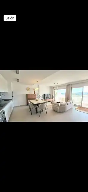 Sala de estar de Piso de alquiler en Estepona con Aire acondicionado, Terraza y Trastero