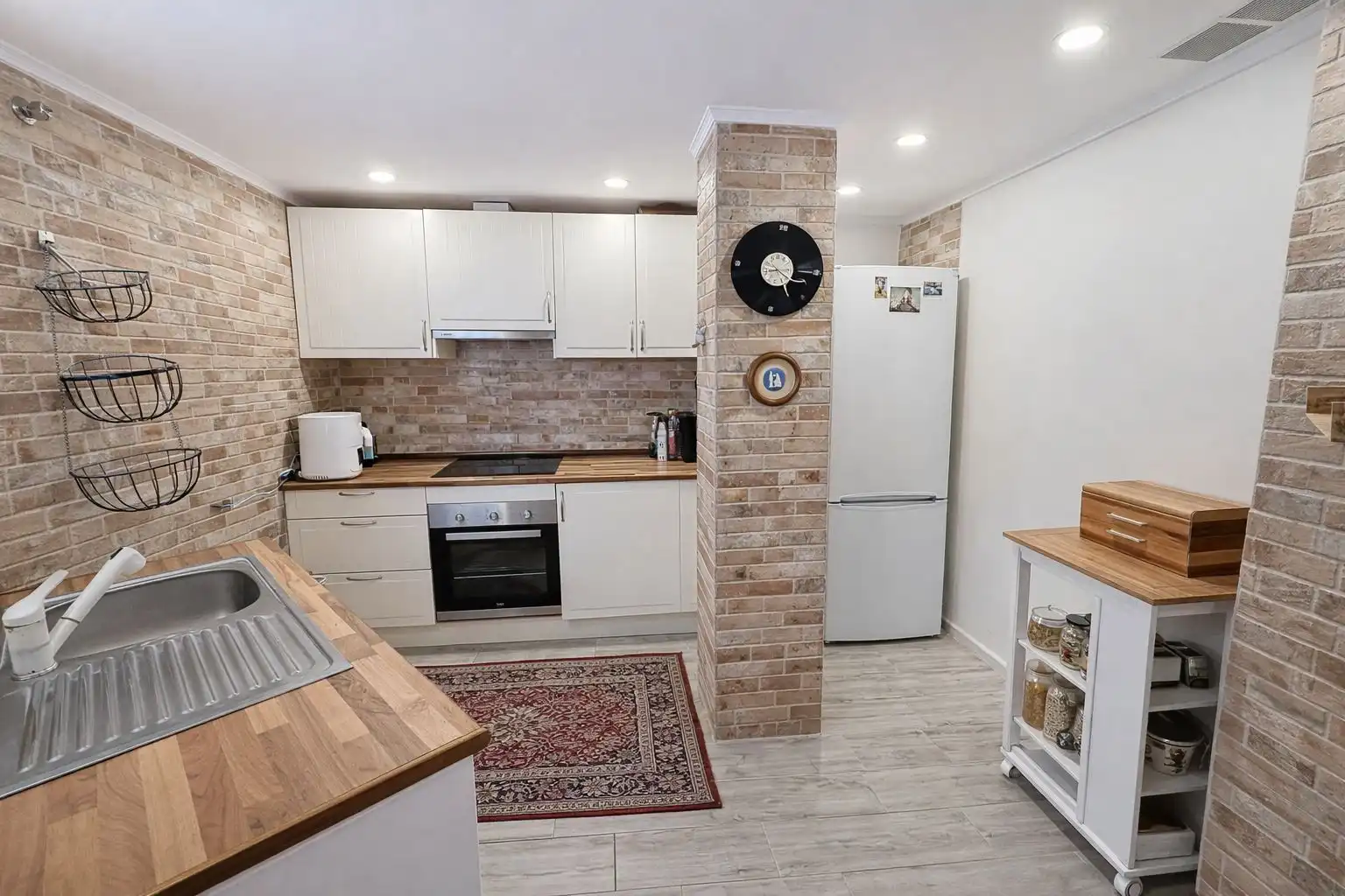 Kitchen of Apartments for sale in Mijas  with Private garden, Alarm and Community pool