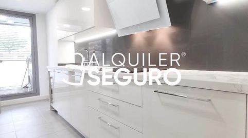 Foto 5 de Piso de alquiler en De las Islas Cabo Verde, Peñagrande, Madrid Capital