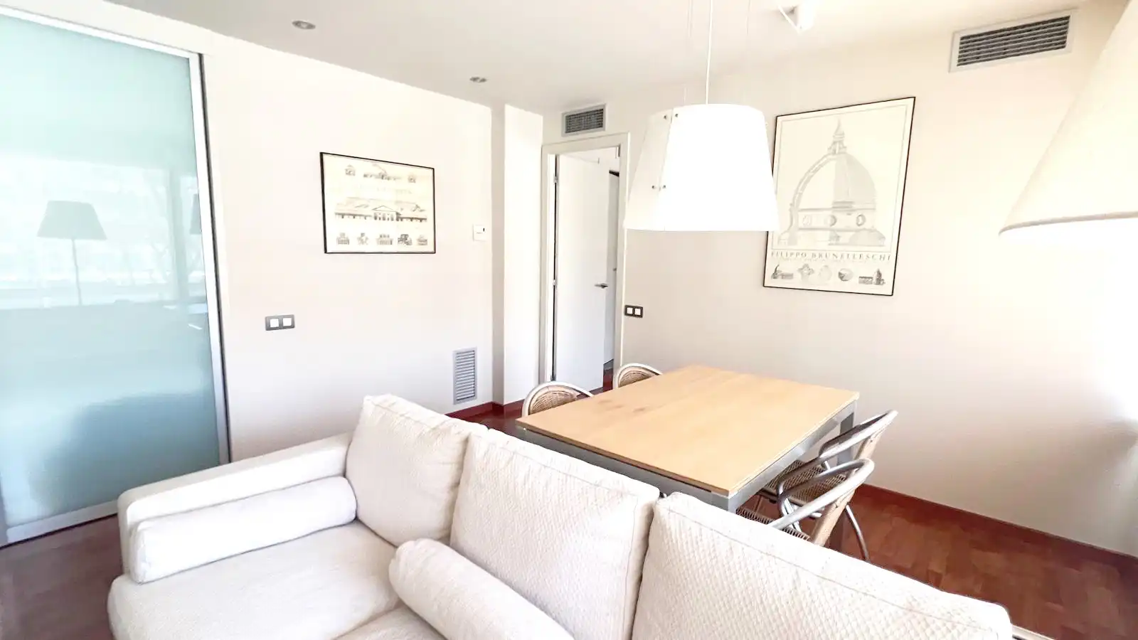 Sala de estar de Piso en venta en Barcelona con Aire acondicionado, Calefacción y Parquet