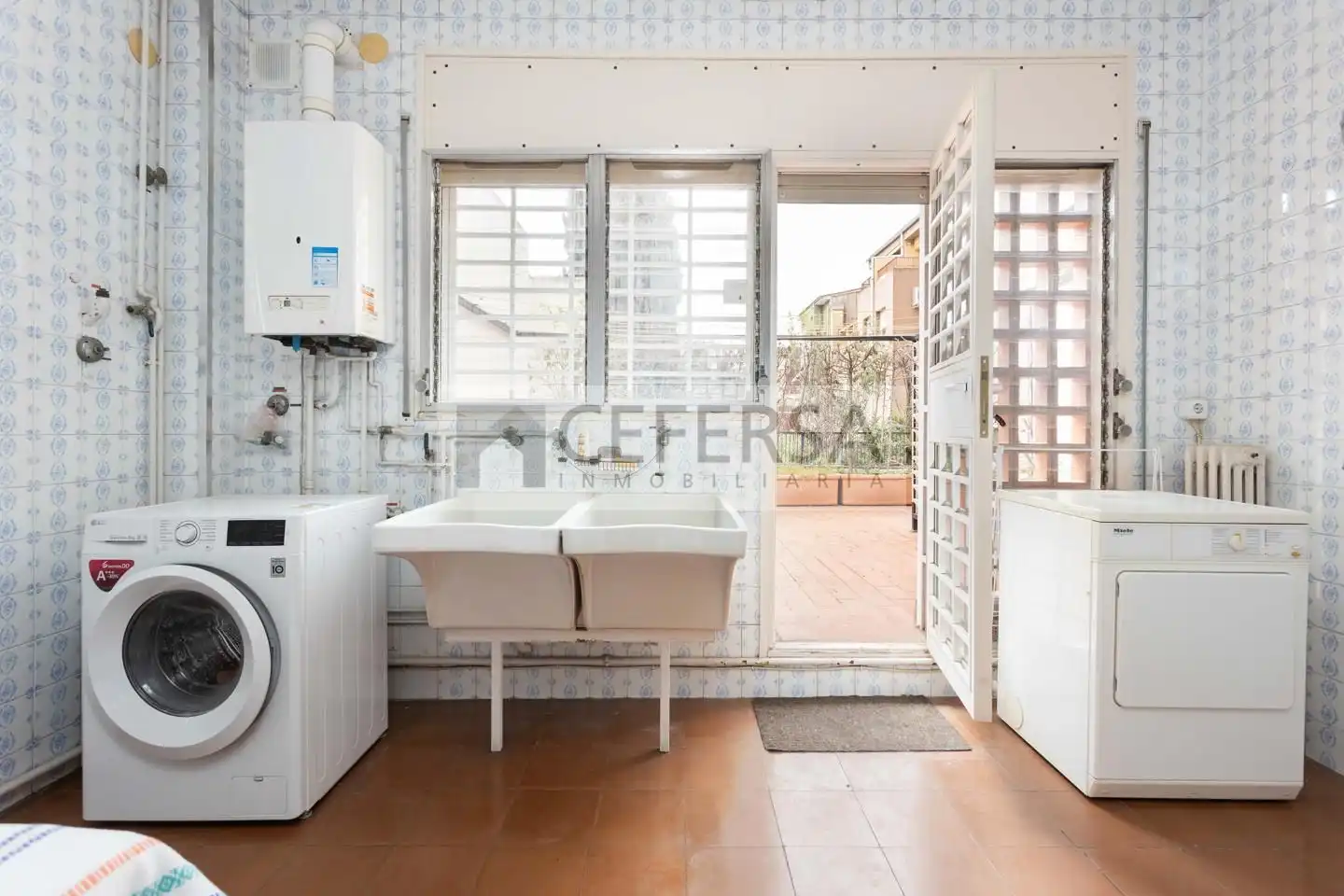 House with pool for sale in De Jules Verne, imagen 41