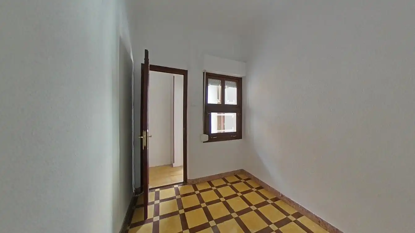 Flat for sale in Elda