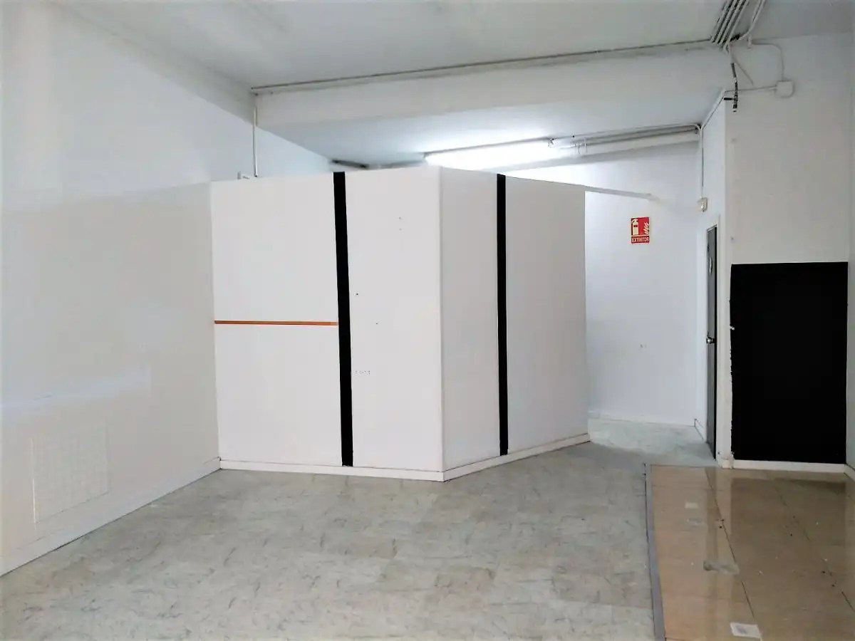 Gewerbefläche zur Miete in Lluís Pascual Roca, 41, imagen 4