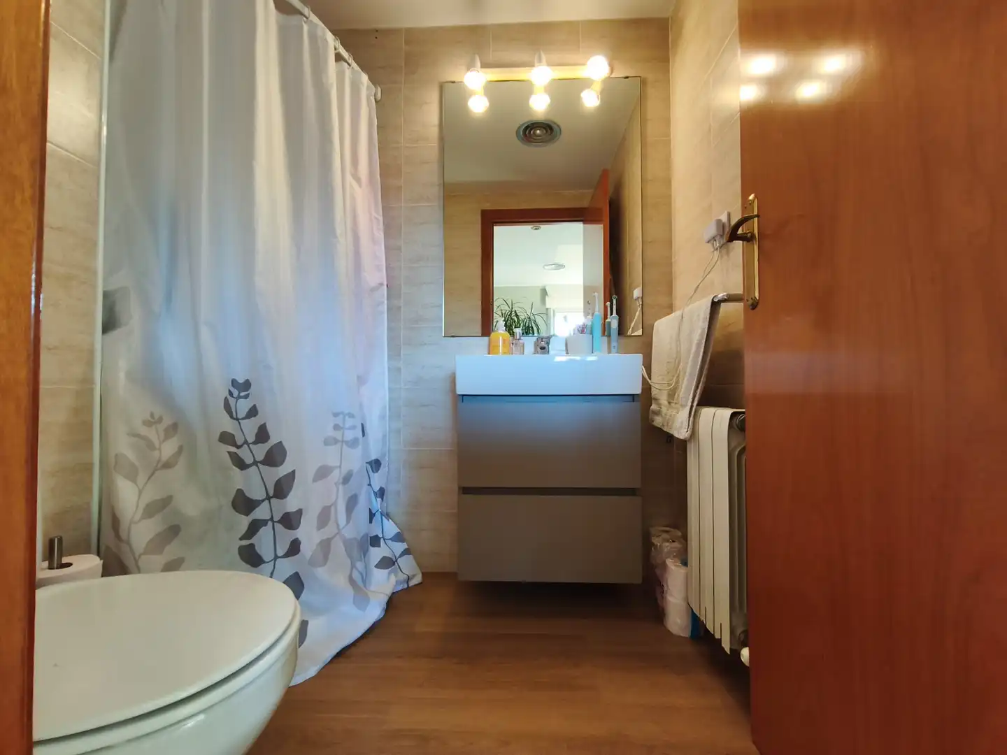 Baño de Dúplex en venta en Girona con Aire acondicionado, Calefacción y Parquet