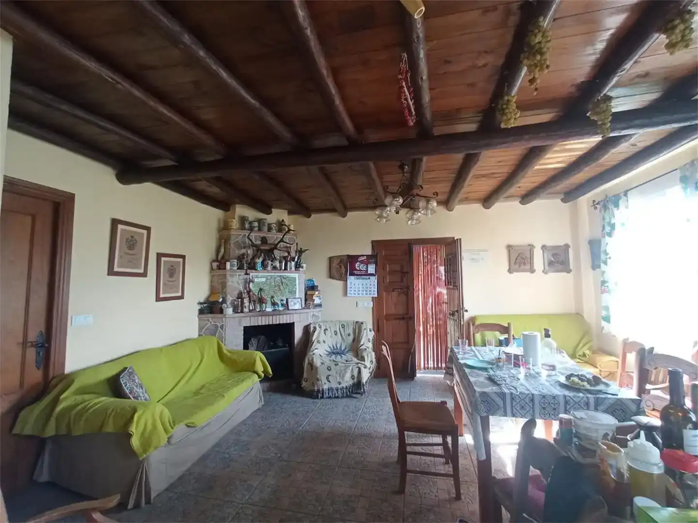Menjador de Finca rústica en venda en Genalguacil, Málaga