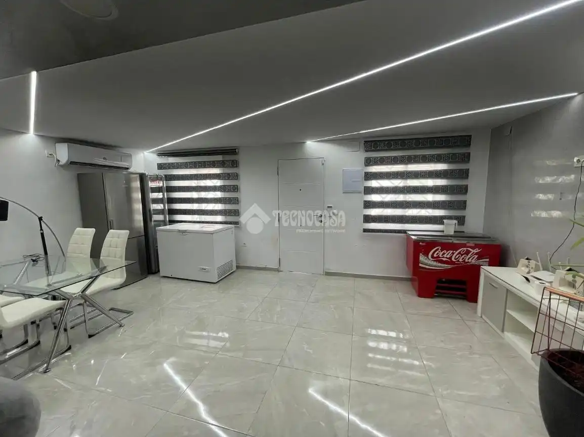 Casa aparellada en venda a Pinos Puente, imagen 6