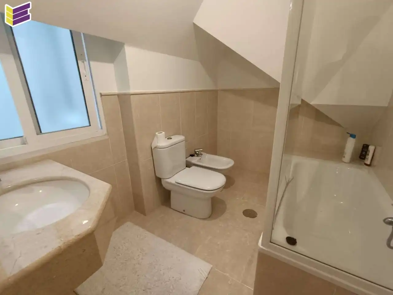 Baño de Dúplex en venta en Mondariz-Balneario con Aire acondicionado, Parquet y Trastero