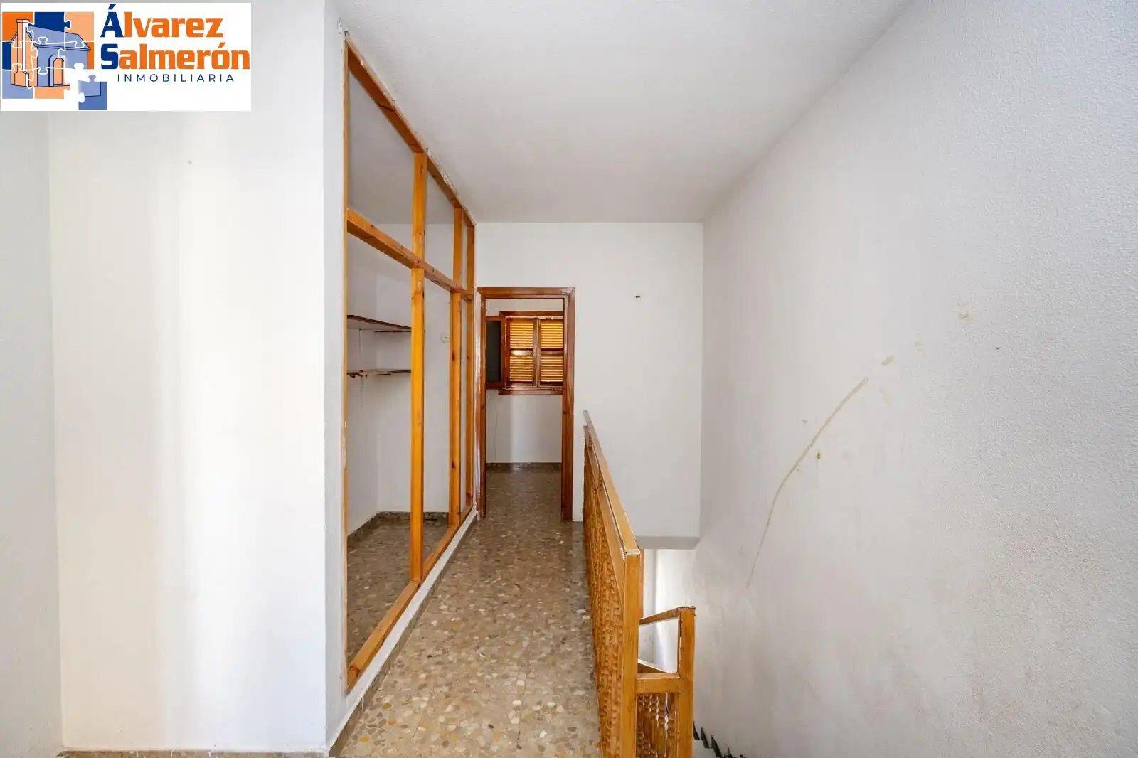 Haus oder Chalet zum Verkauf in La Zubia mit Klimaanlage, Privatgarten und Terrasse