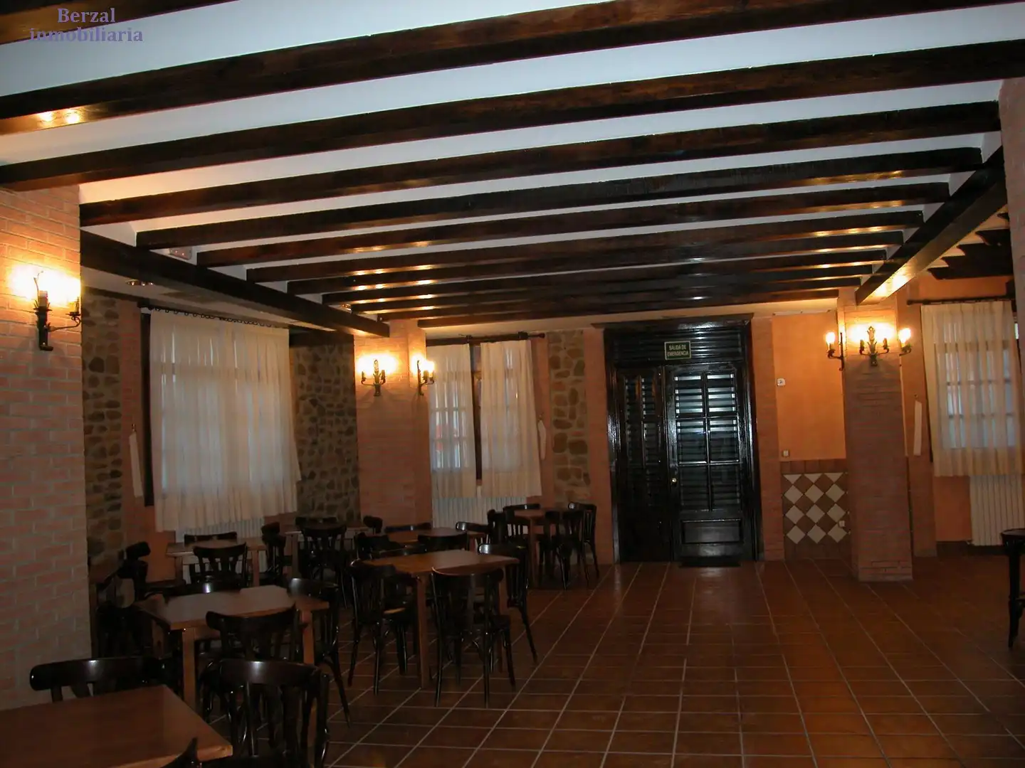Commercial properties for sale in Galilea  with Air Conditioner and Furnished
