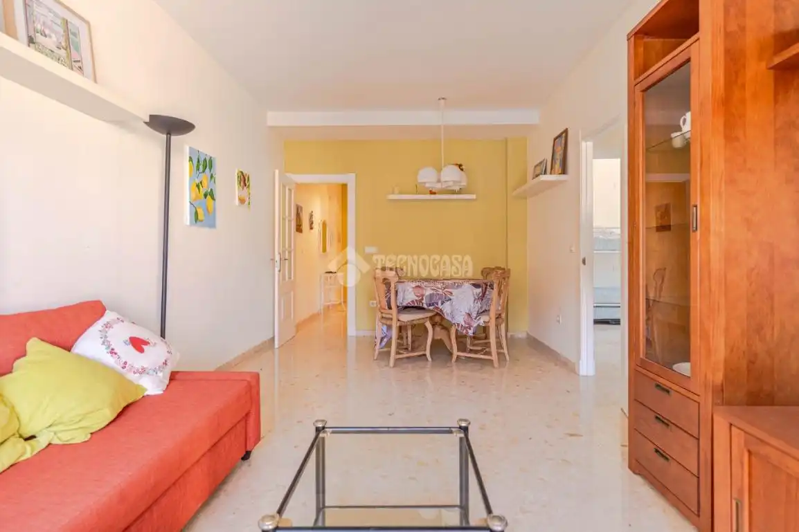 Sala d'estar de Pis en venda en Motril amb Aire condicionat i Terrassa