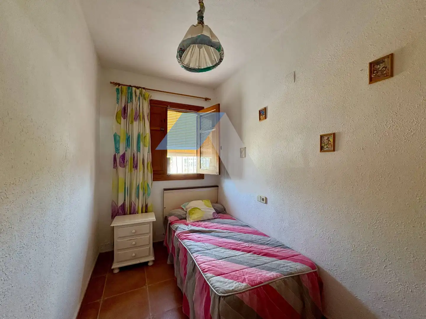 Dormitori de Casa o xalet en venda en Mutxamel amb Jardí privat