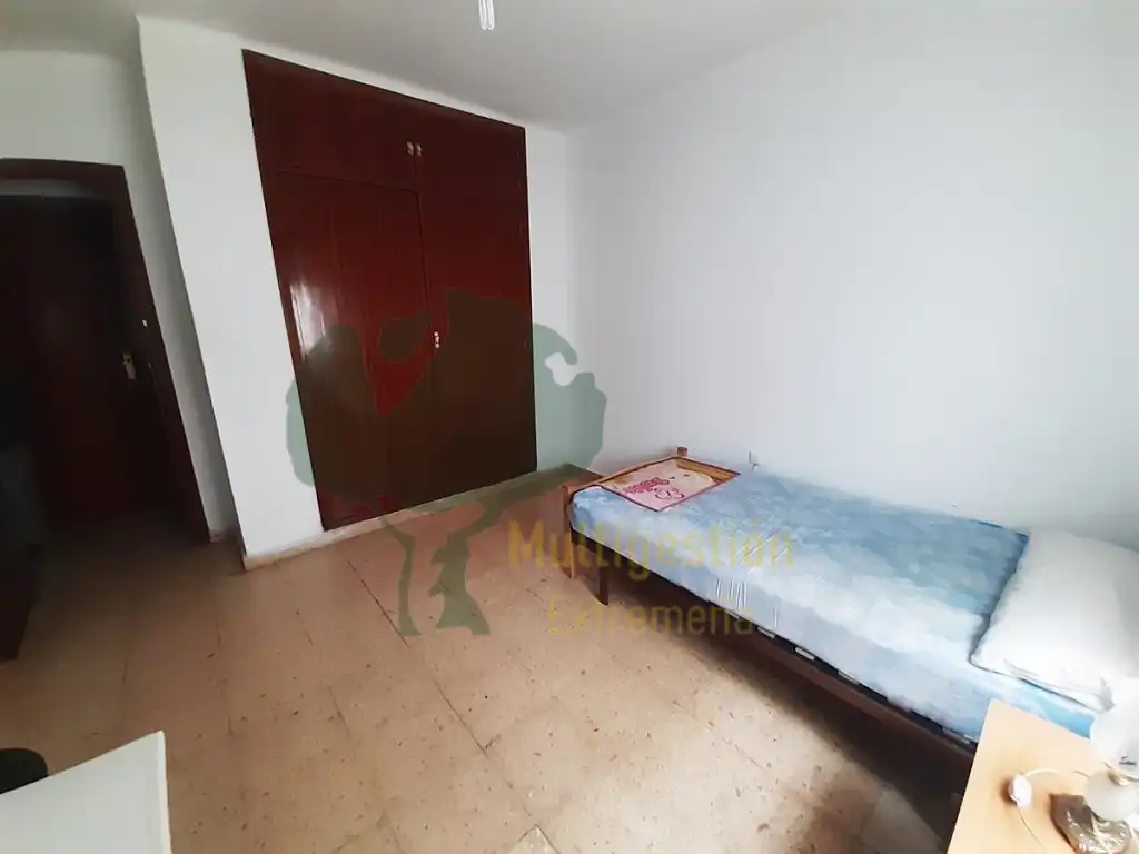Schlafzimmer von Wohnung zur Miete in Cáceres mit Heizung, Terrasse und Ofen